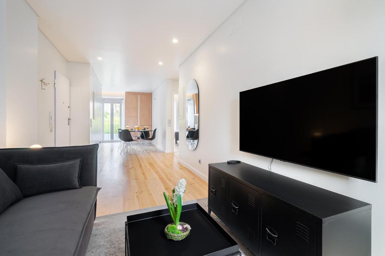 Beato Hub Residences - Perfect For Digital Nomads & Families Lisbon Bagian luar foto